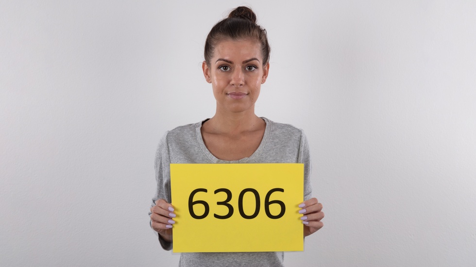 Nikol – Czech Casting 6306