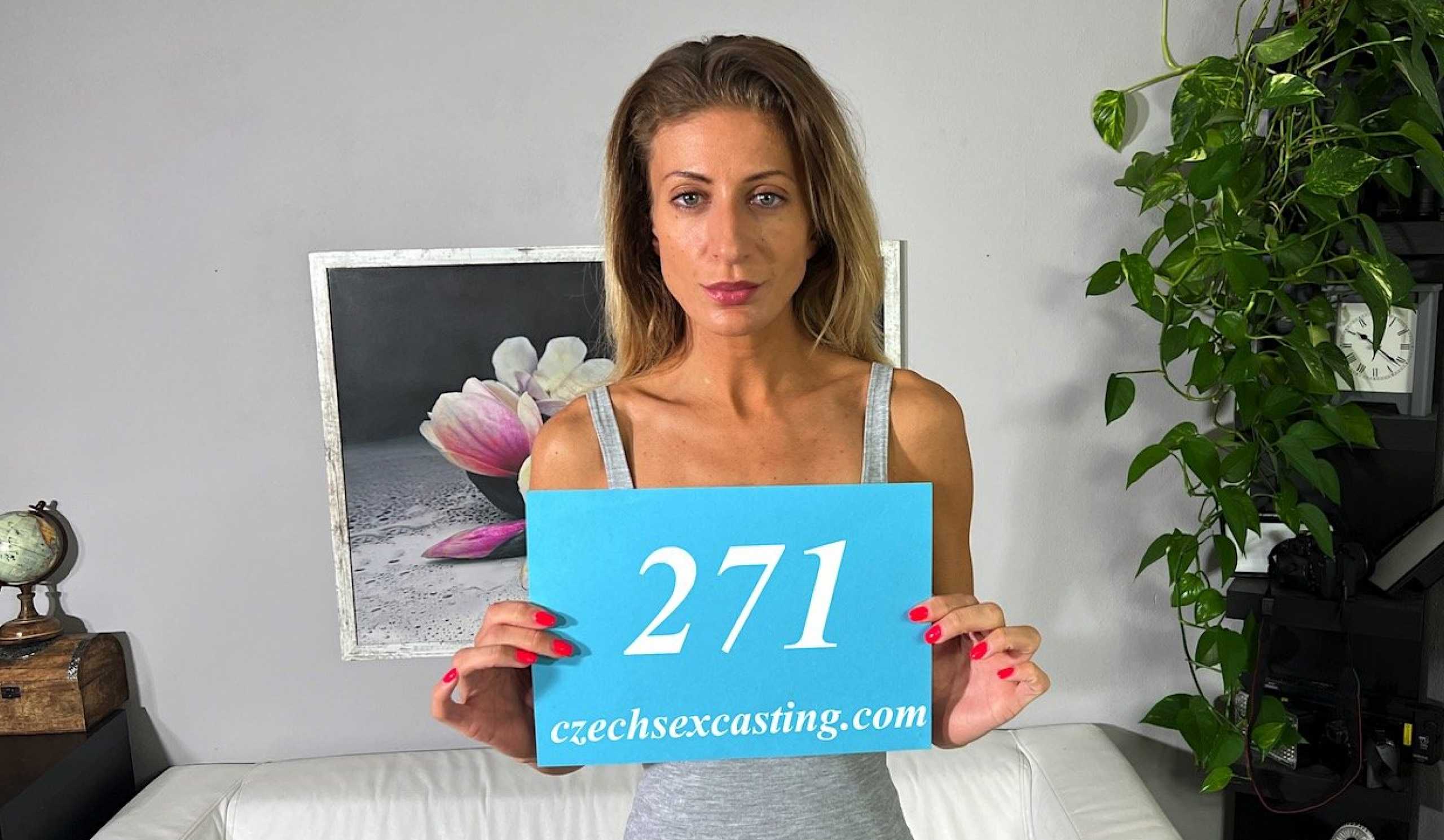 Nikki Riddle – Czech Sex Casting 242 - Amateur Porn Casting Videos